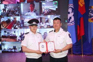 Эхний хагас жилийн үйл ажиллагааны тайлангийн хурал,  сахилгын зөвлөгөөнийг зохион байгууллаа